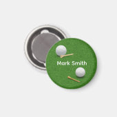 Golfball und Tee auf grünem Gras Knopf Magnet (Vorderseite/Rückseite)