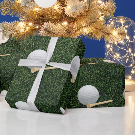 Golfbälle auf grünem Gras Hintergrund Geschenkpapier (Feiertage)