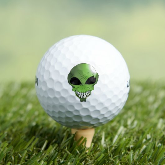 Golfbälle der grünen Alien (Insitu T-Shirt)