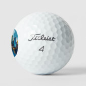 Golfbälle mit Skyline-Blick (Logo)