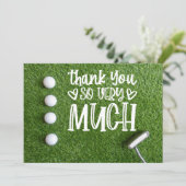 Golfdanken Sie so viel mit dem Golfball auf Grün Dankeskarte (Stehend Vorderseite)