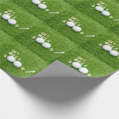 Golfer bald Golf-Bälle und Tee auf grün Geschenkpapier (Ecke)
