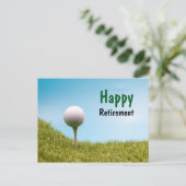 Golfer Happy Pension mit Golfball bei Abschlag Postkarte (Stehend Vorderseite)