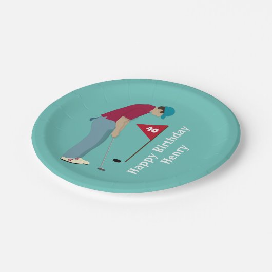 Golfer Putting Geburtstag Pappteller (Schrägansicht)