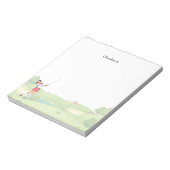 Golferin ist auf dem Golfplatz Notizblock (Rotiert)