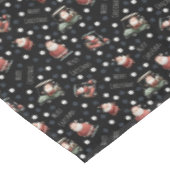 Golfing Santa on Black Tischdecke (Schrägansicht)