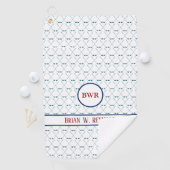 Golfklubs mit Spielername auf weißer, sauberer Bas Golfhandtuch (Insitu)