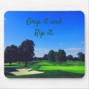 Golfplatz fassen und reißen mousepad