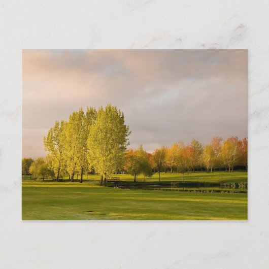 Golfplatz im Herbst Postkarte (Vorderseite)