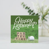 Golfurlaub mit Ball par tee Time on green Karte (Stehend Vorderseite)