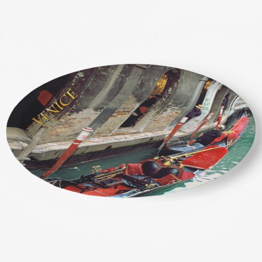 Gondeln auf einem venezianischen Kanal Pappteller (Schrägansicht)