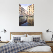 Gondeln in einem Kanal, Venedig, Italien Leinwanddruck (Insitu (Schlafzimmer))