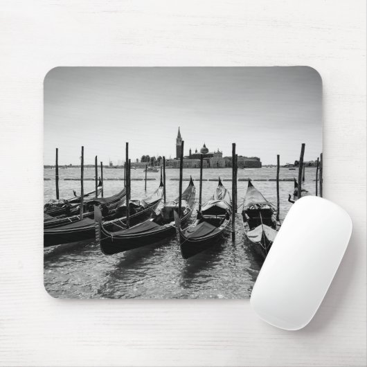 Gondeln in Venedig in Schwarz-Weiß Mousepad (Mit Mouse)