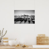 Gondeln in Venedig in Schwarz-Weiß Poster (Küche)