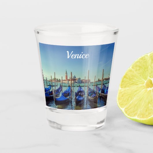 Gondeln in Venedig, Italien Schnapsglas (Vorderseite)