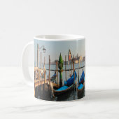 Gondeln in Venedig Kaffeetasse (Vorderseite Links)