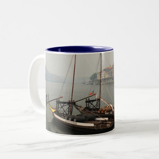 Gondeln von Porto - Das wahre Portugal Zweifarbige Tasse (Vorderseite Links)