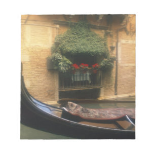 Gondola und Restaurant, Venedig, Venetien, Italien Notizblock