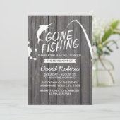 Gone Fishing Wood Backretirement Party Einladung (Stehend Vorderseite)