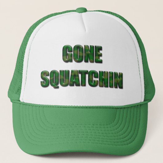 Gone Squatchin - Camouflage Truckerkappe (Vorderseite)