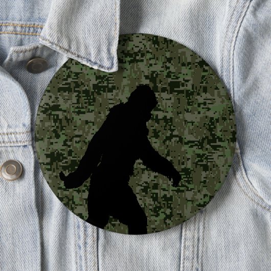 Gone Squatchin For on Olive Digital Camouflage Button (Beispiel)