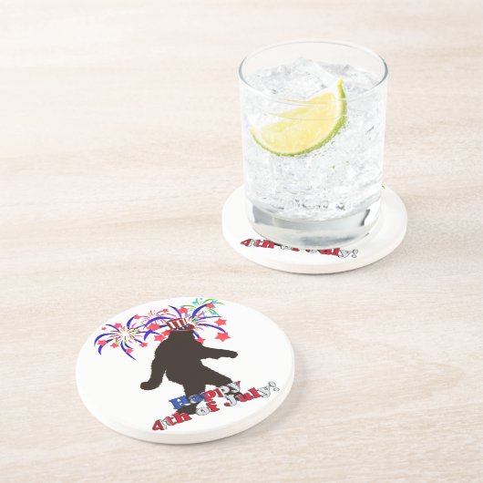 Gone Squatchin für den 4. Juli (Text & Fireworks) Sandstein Untersetzer (Seite)