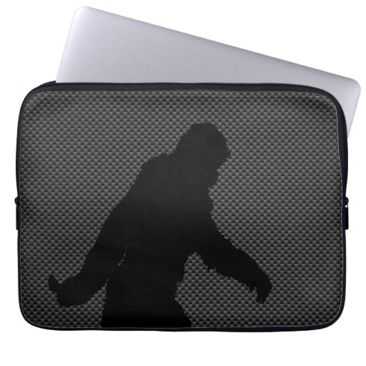 Gone Squatchin für die Carbon Fibre Print Laptopschutzhülle (Vorderseite)