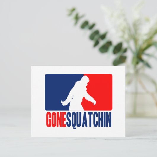 Gone Squatchin League Style Postkarte (Stehend Vorderseite)