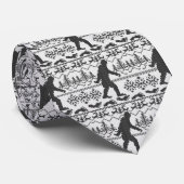 Gone Squatchin Ugly Christmas Sweater Strick Style Krawatte (Gerollt)