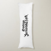 Gonzo Journalist Seitenschläferkissen (Vorderseite Vertikal)