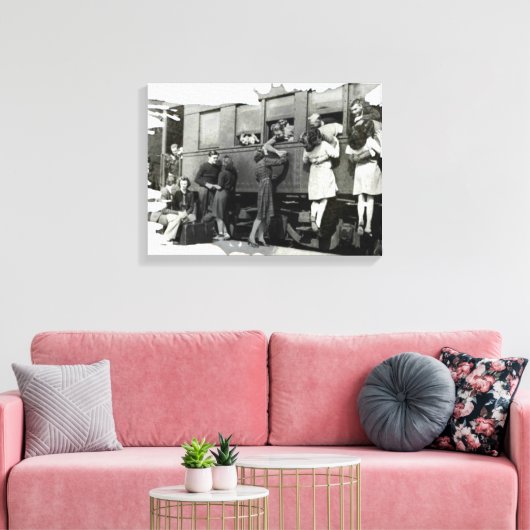 Good-bye Kiss | LEINWAND (Insitu (Wohnzimmer))