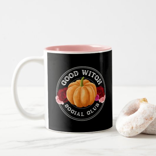 Good Hexe Social Club Halloween Zweifarbige Tasse (Mit Donut)