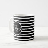 Good Vibes Only Black and White Typografy Zitat Kaffeetasse (Vorderseite Links)