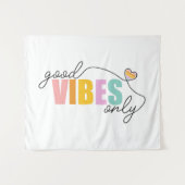 Good Vibes Only Rainbow Heart Wandteppich (Vorderseite (Horizontal))