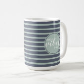 Good Vibes zitieren nur moderne Typografie Green B Kaffeetasse (VorderseiteRechts)