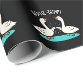 Goose Bumps Funny Animal Pub Dark BG Geschenkpapier (Rolleneckpunkt)