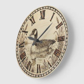 Goose Wall Clock - Serene Lake Glide Große Wanduhr (Winkel)