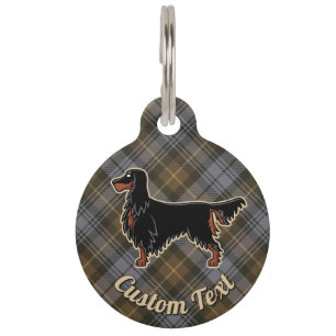Gordon Setter über Wettergewitterter Gordon Tartan Haustiermarke
