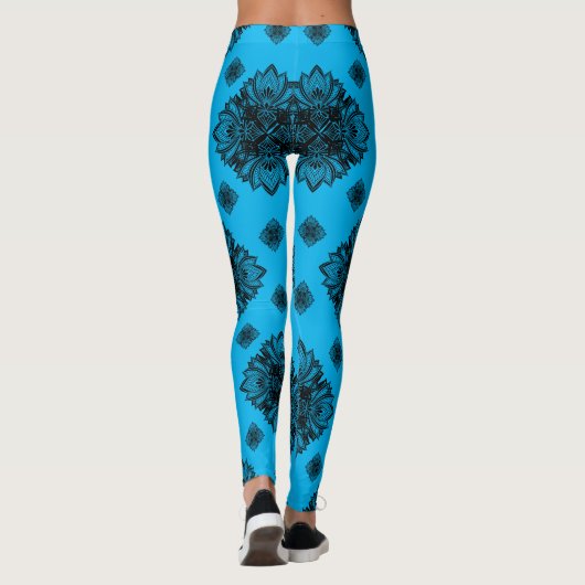 Gorgeous Blue Sky Mandela Pattern Leggings (Rückseite)