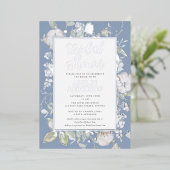 Gorgeous Dusty Blue Botanical Brautparty Silver Folieneinladung (Stehend vorne)