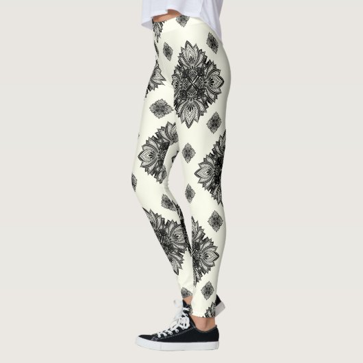Gorgeous Ivory White Mandela Pattern Leggings (Links)