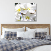 Gorgeous Plumeria Wrapped Canvas Leinwanddruck (Insitu (Schlafzimmer))