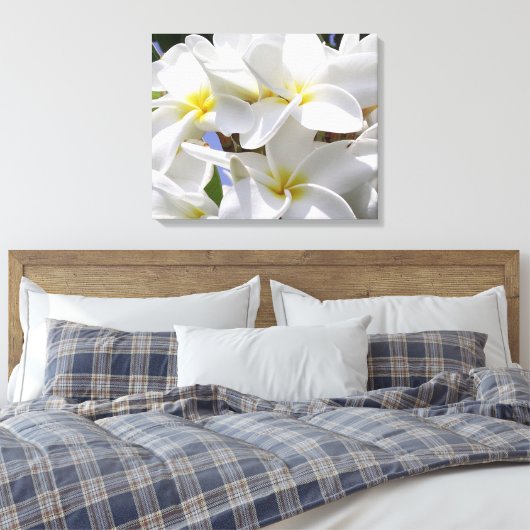Gorgeous Plumeria Wrapped Canvas Leinwanddruck (Insitu (Schlafzimmer))