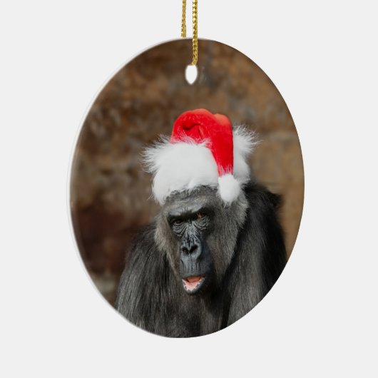 Gorilla Biddy in einem Weihnachtshut Keramik Ornament (Rechts)