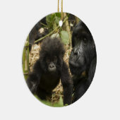 Gorilla, erwachsen mit jung keramikornament (Rechts)