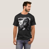 Gorilla Monkey Funny Graphic Selfie with UFOs Weir T-Shirt (Vorne ganz)