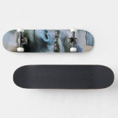 GORILLAS SKATEBOARD (Horizontal)