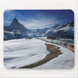 Gornergrat Bahnzug und Matterhorn in Zermatt Mousepad