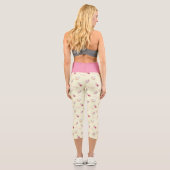 Gossil Girl Lipstick & Parfüm Muster Capri Leggings (Rückseite)