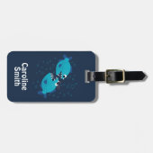 Gossiping Blue Piranha Fish Gepäckanhänger (Vorderseite horizontal)